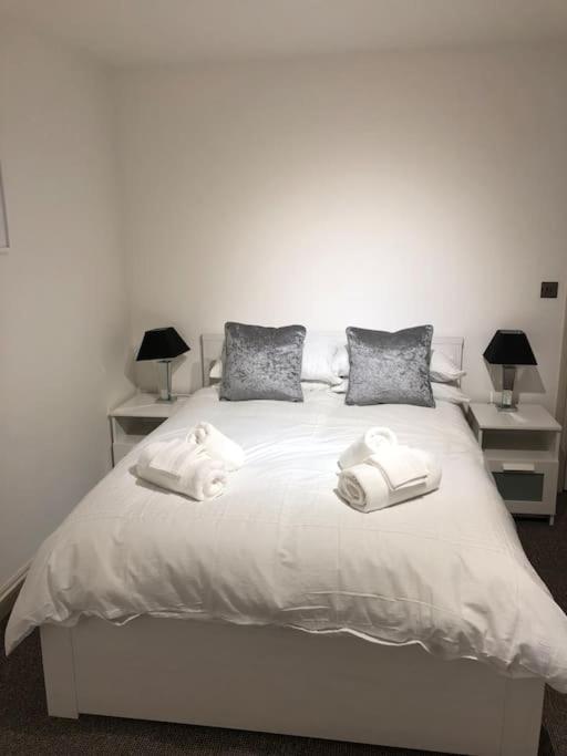 Modern 1 Bedroom Apartment Close To Penzance Town Centre. Extérieur photo