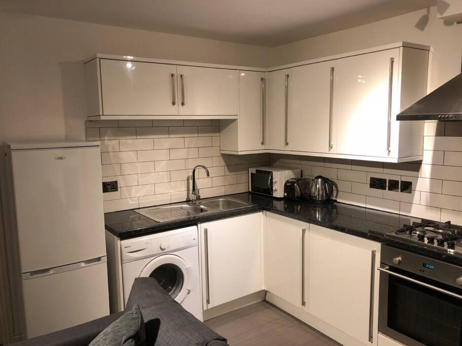Modern 1 Bedroom Apartment Close To Penzance Town Centre. Extérieur photo