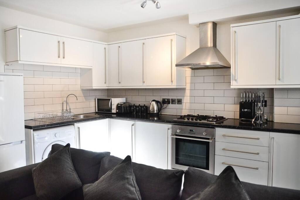 Modern 1 Bedroom Apartment Close To Penzance Town Centre. Extérieur photo