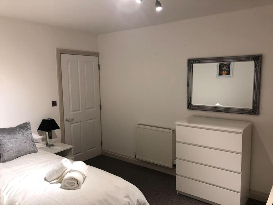 Modern 1 Bedroom Apartment Close To Penzance Town Centre. Extérieur photo